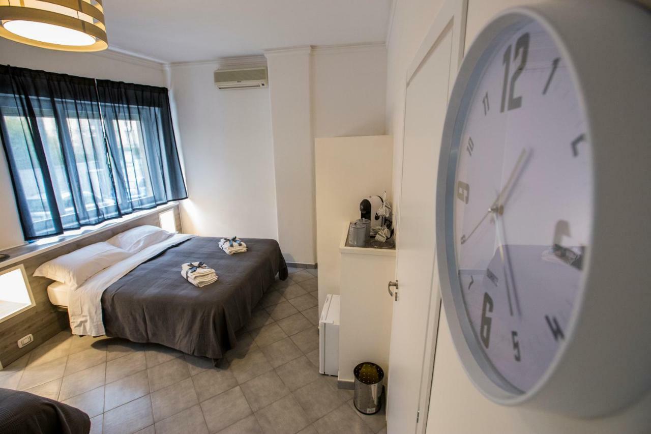 Hotel Vecchia Ognina Catania Esterno foto