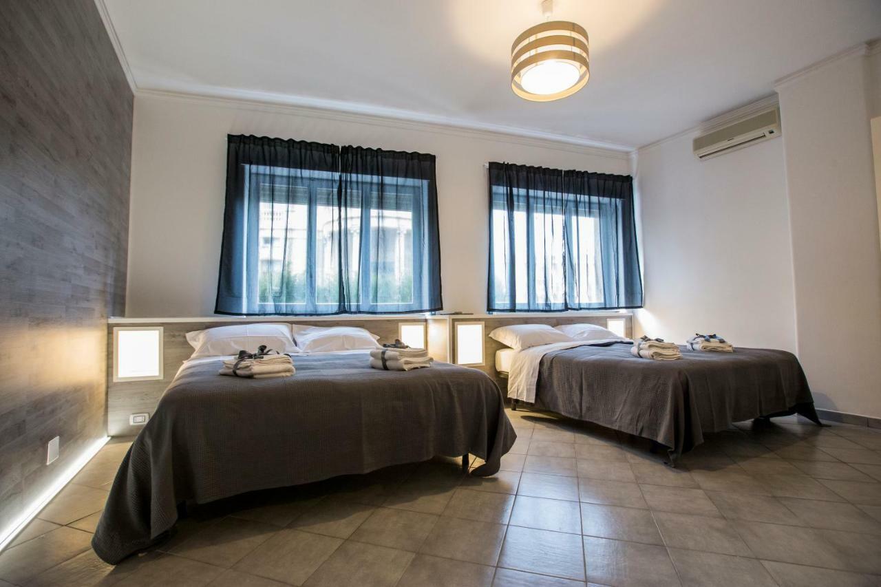 Hotel Vecchia Ognina Catania Esterno foto